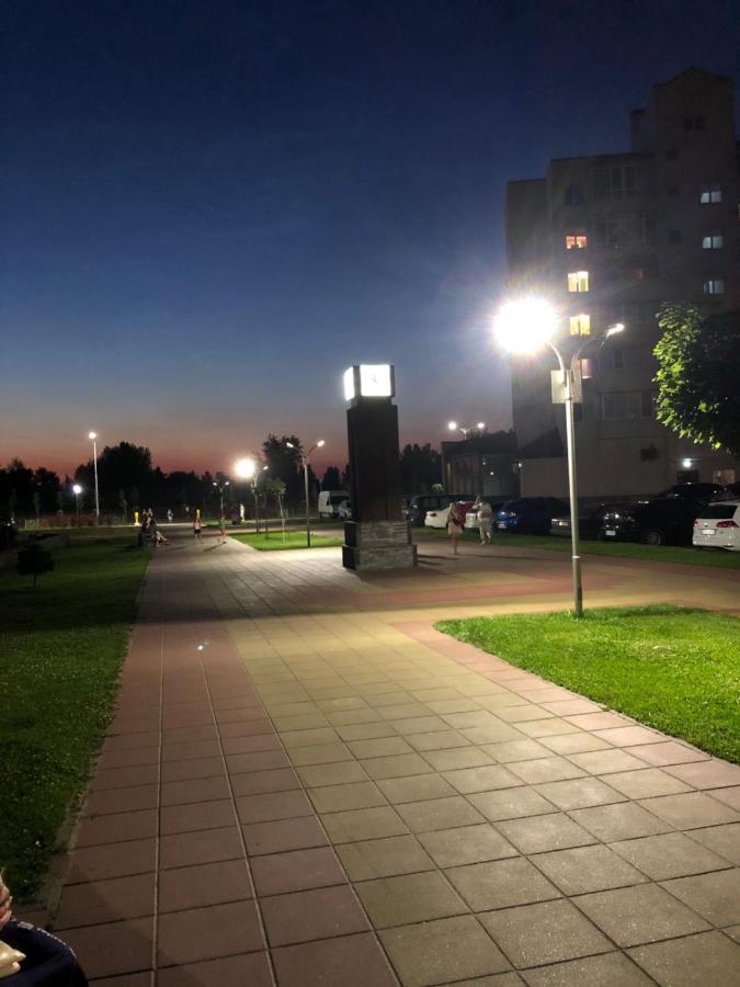 Новая Красивая Квартира. Tcherkássi Exterior foto